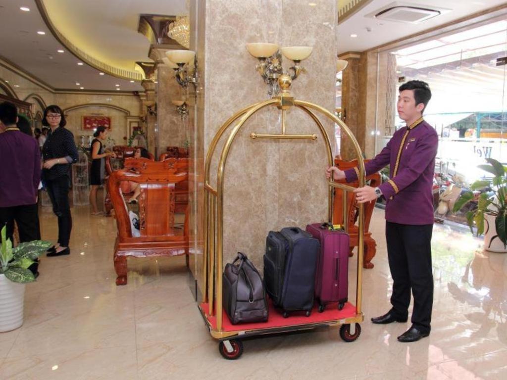 Tran Vinh Hotel Bac Lieu Екстер'єр фото